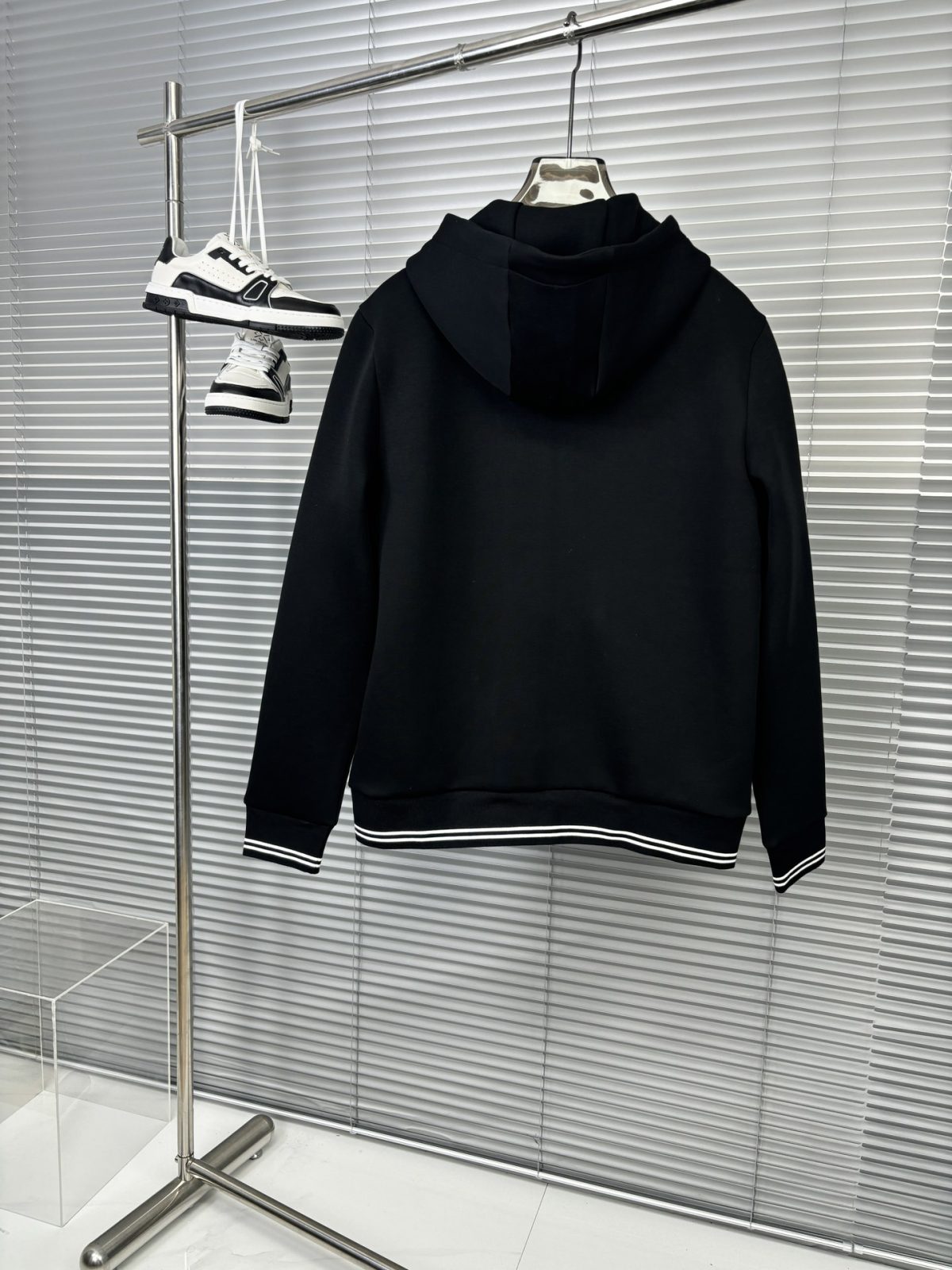 Gucci Unisex Jogging suit Size M-XXXL - Image 4