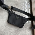 Prada 2VH128 Re-Nylon Men Shoulder Bags Size 19*13*2.5cm - Image 2