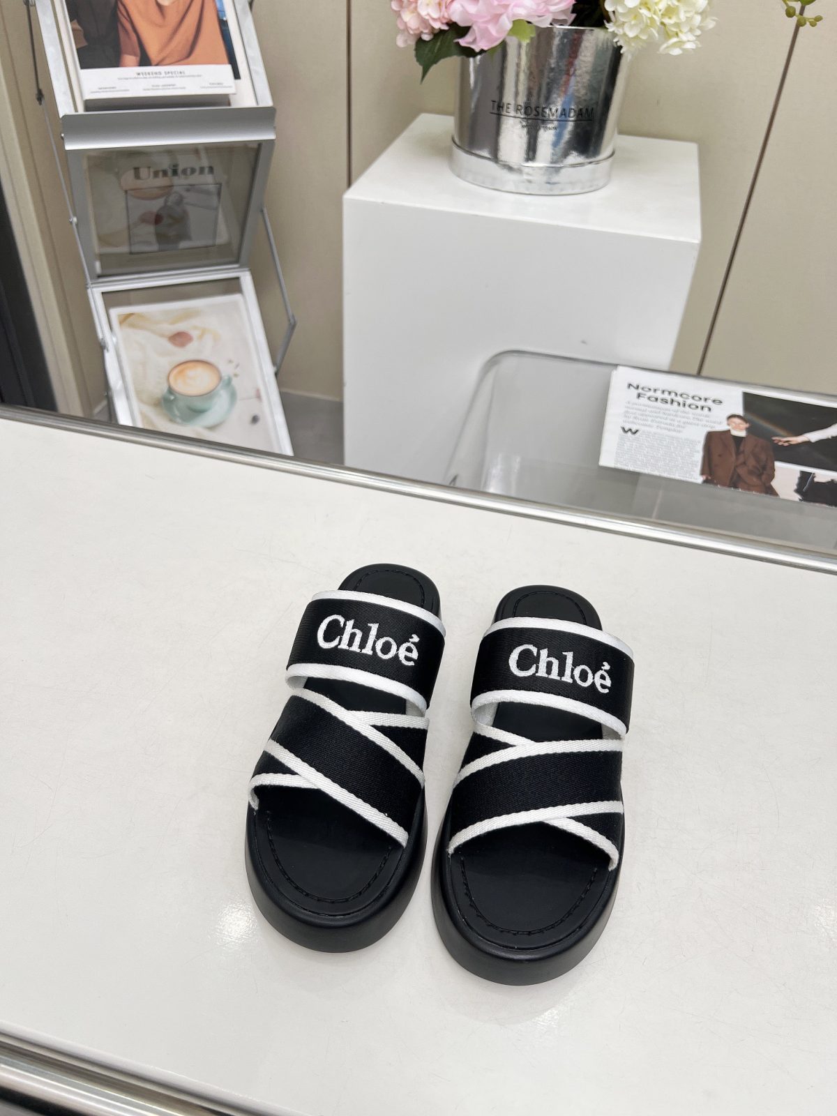 Chloe Women Slippers Size 36-42 - Image 2