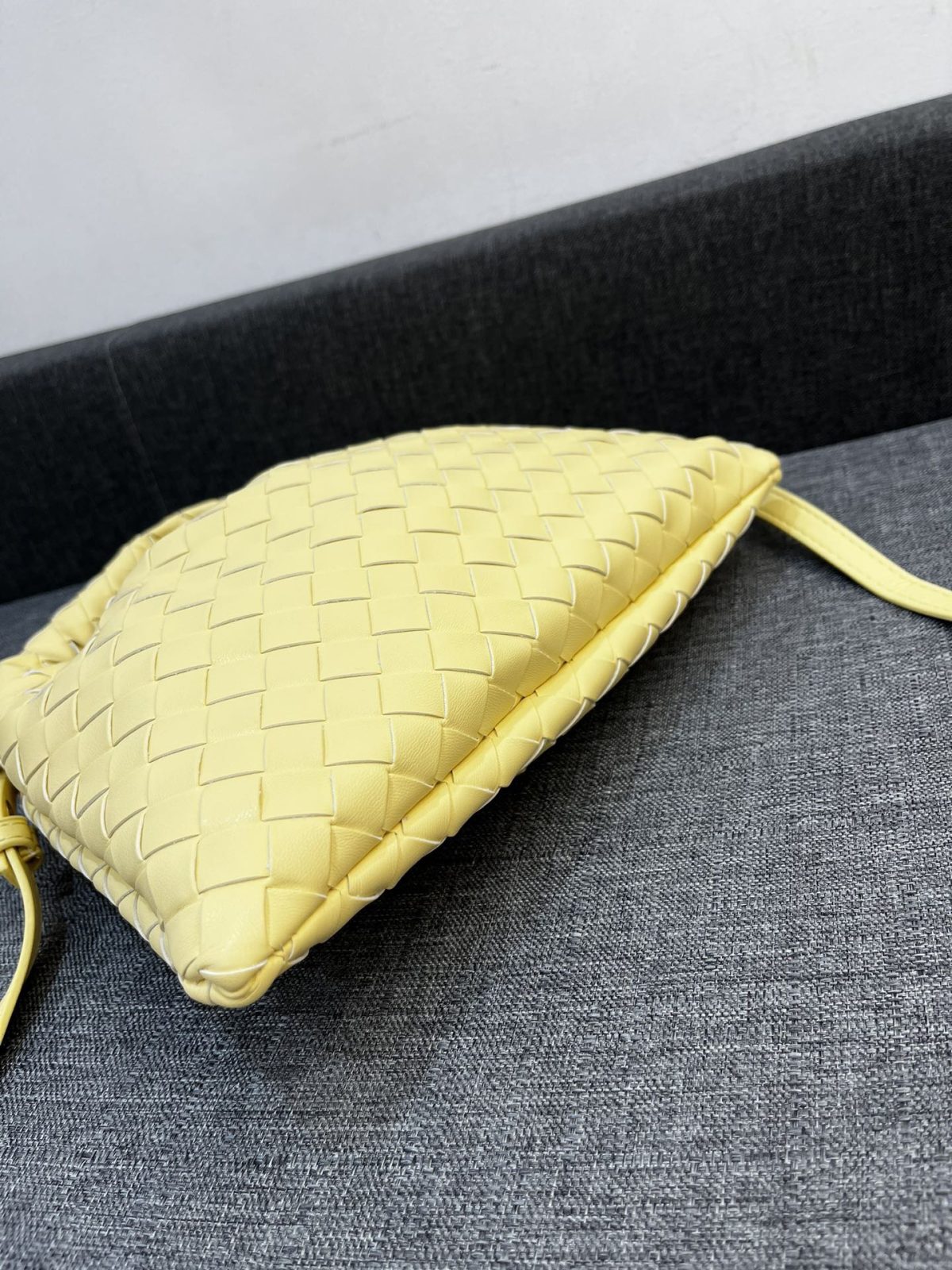 Bottega Veneta HO Shoulder Bags 28*17cm - Image 7
