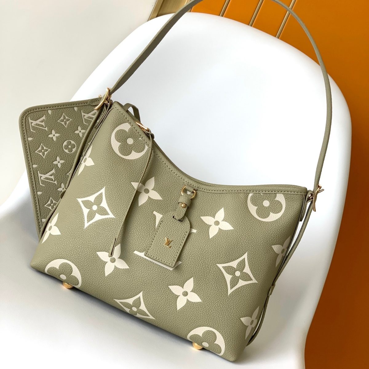 Louis Vuitton M46672 CarryAll Women Bags Size 29*24*12cm - Image 1