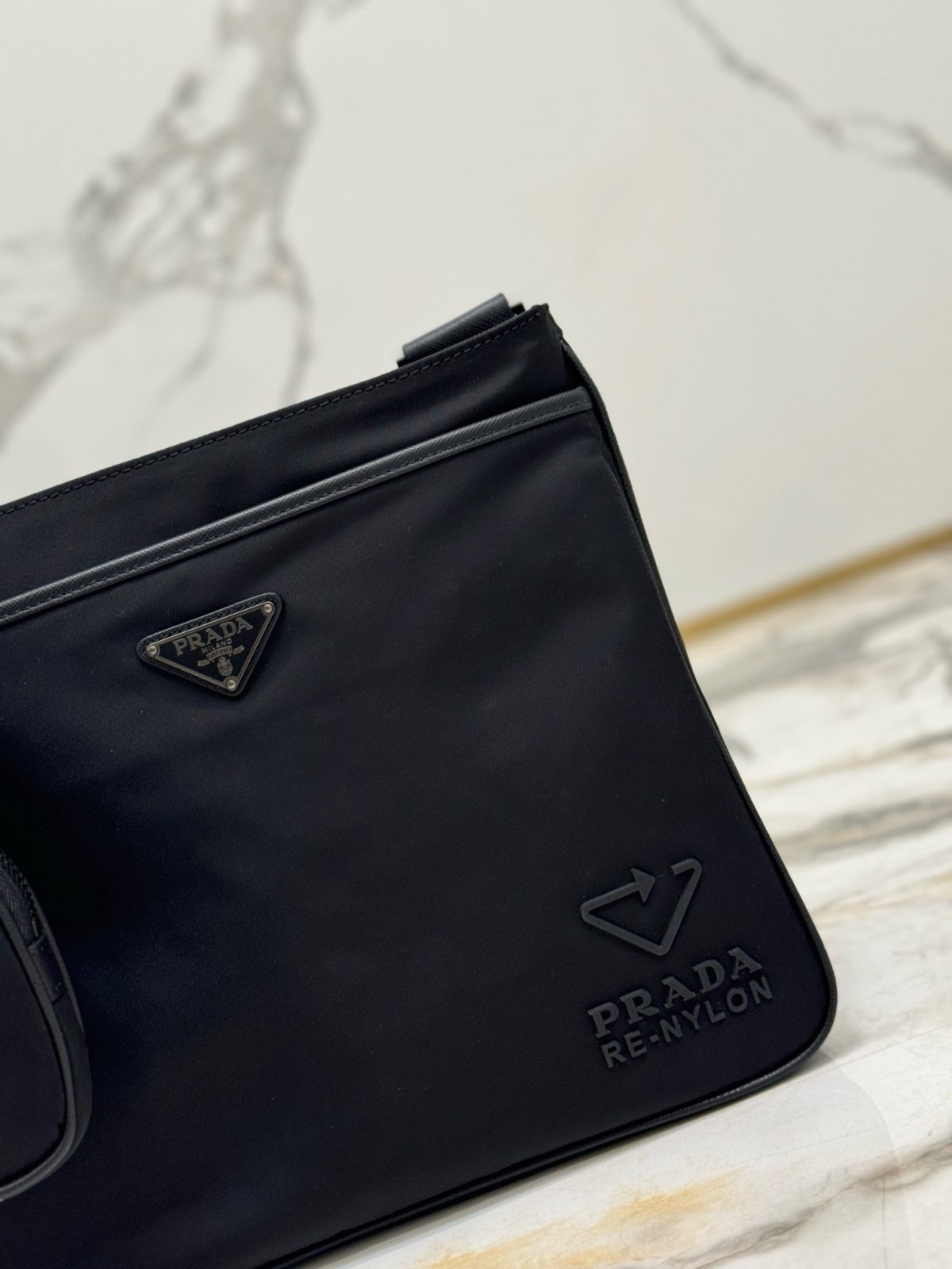 Prada 2VH118 Saffiano Re-Nylon Shoulder Bags Size 28*25*6cm - Image 4