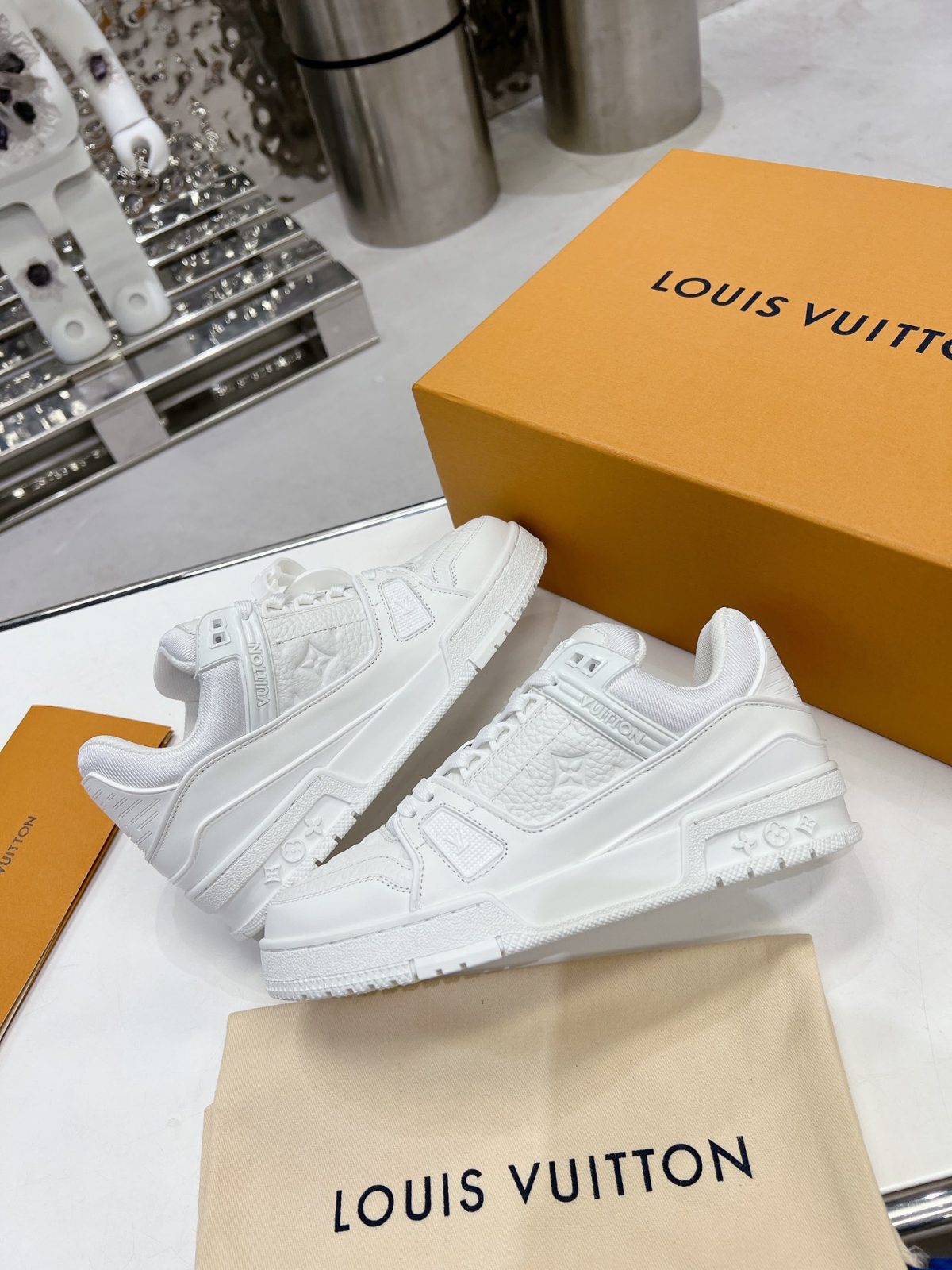 Louis Vuitton Trainer Sneaker White Size 36-46 - Image 4