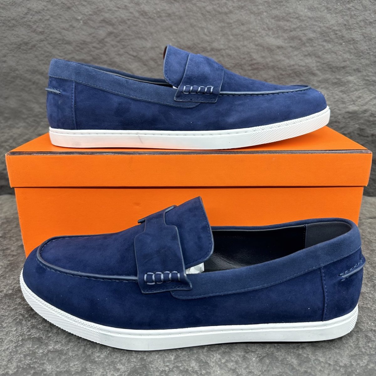 Hermes Job Men Loafers Size 40-45 - Image 1