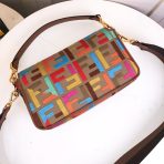 Fendi New Shoulder Bags 26*5*15cm - Image 6