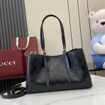 Gucci GG Emblem Women Shopping Bags Size 30*18*11cm - Image 3