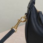 Celine 25ss Lulu Shoulder Bags Size 24*21*5cm - Image 8