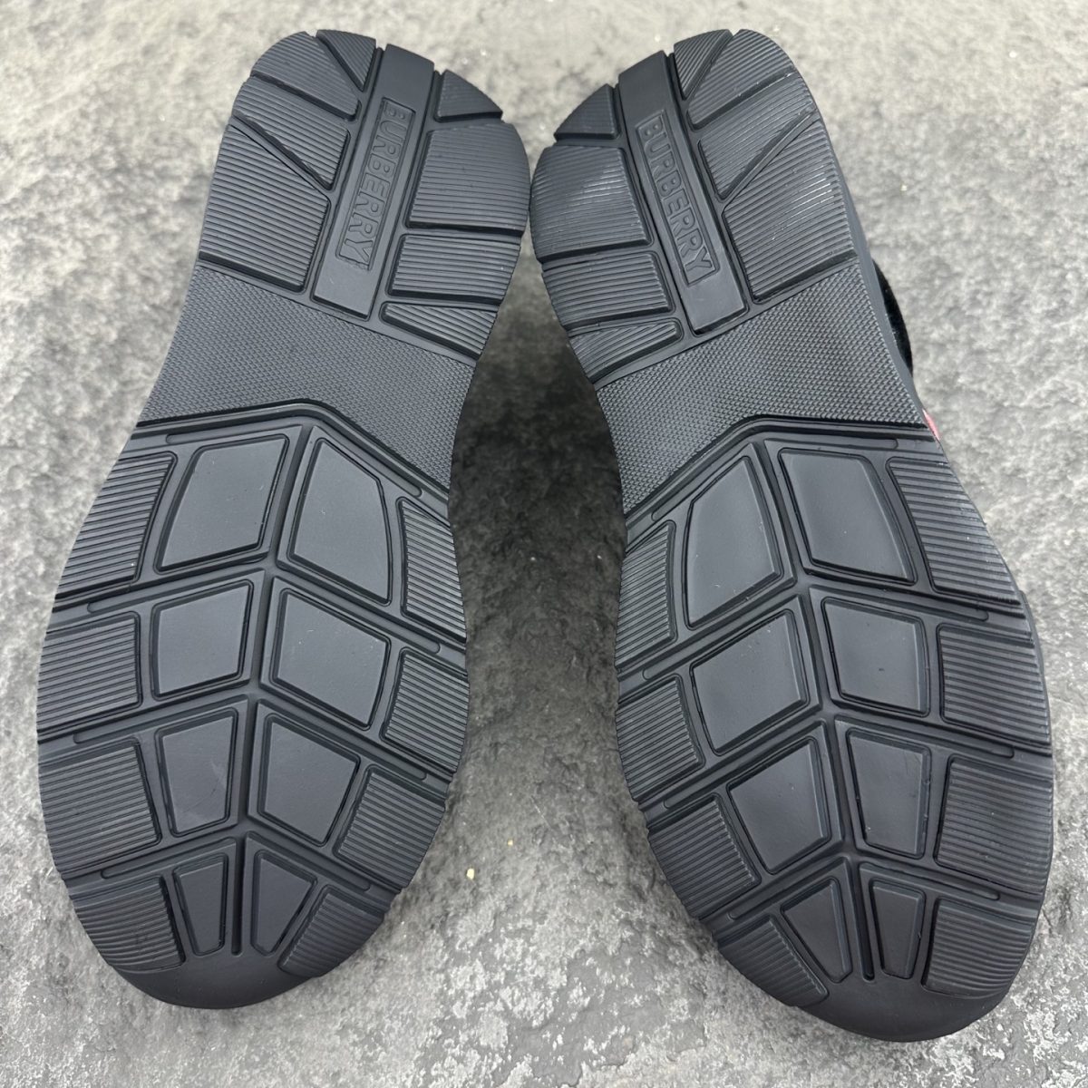 Burberry Vintage Sneaker Size 36-46 - Image 6
