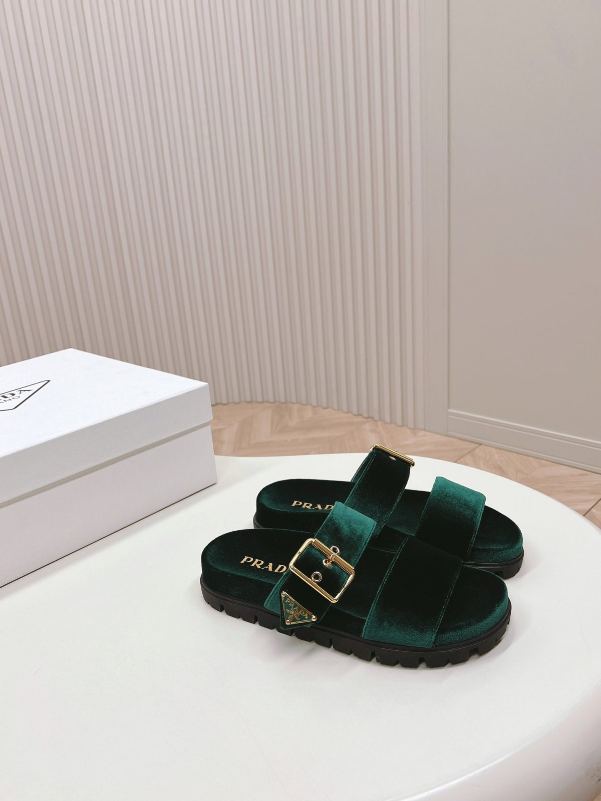 Prada 2024ss Slippers Size 36-40 - Image 3
