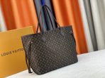 Louis Vuitton Shopping Bags 31*28*14cm - Image 3