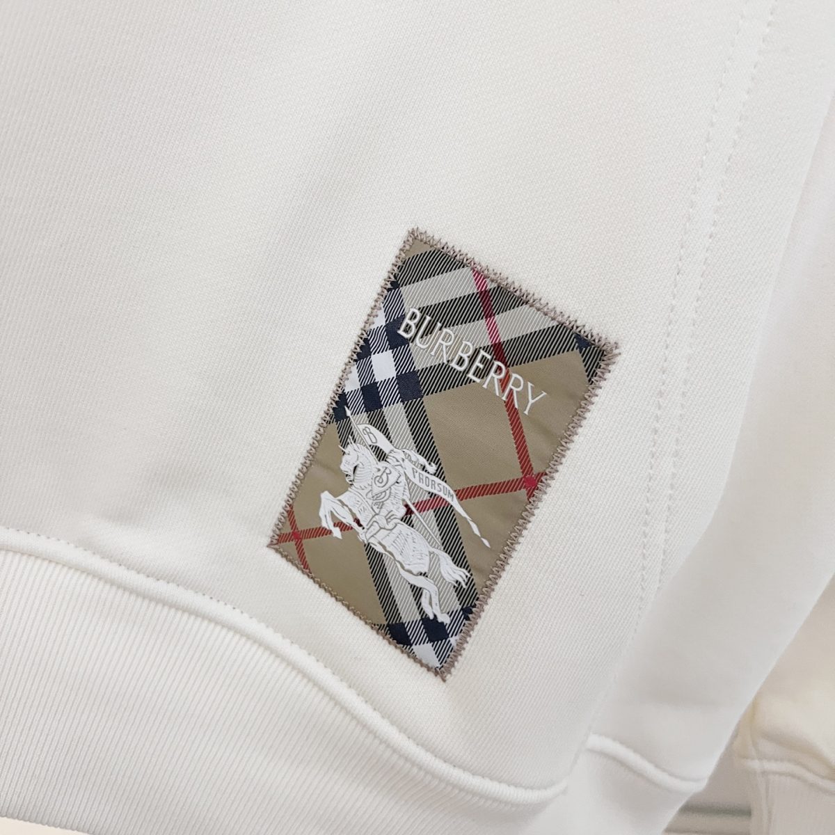 Burberry Unisex Sweatshirt Size S-XL - Image 5