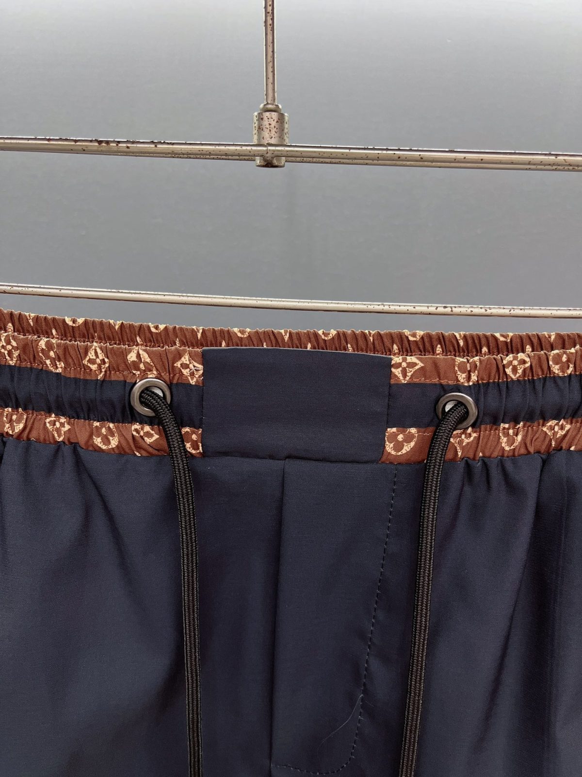 Louis Vuitton Beach Pants Size M-XXXL - Image 3