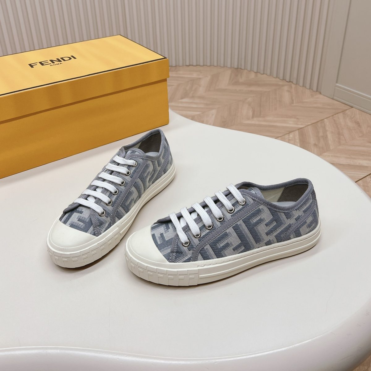 Fendi 2024ss New arrival Sneaker Size 36-40 - Image 1