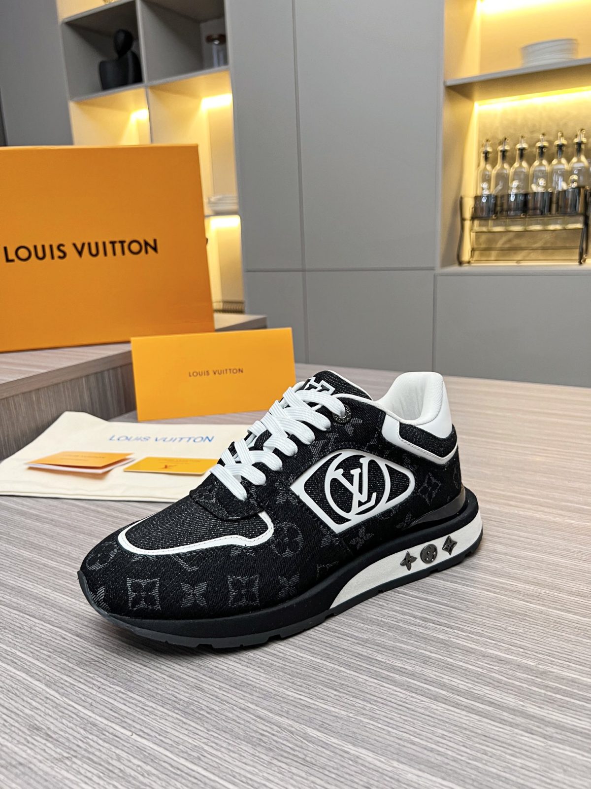 Louis Vuitton 2024ss Runaway Sneaker Size 40-46 - Image 4