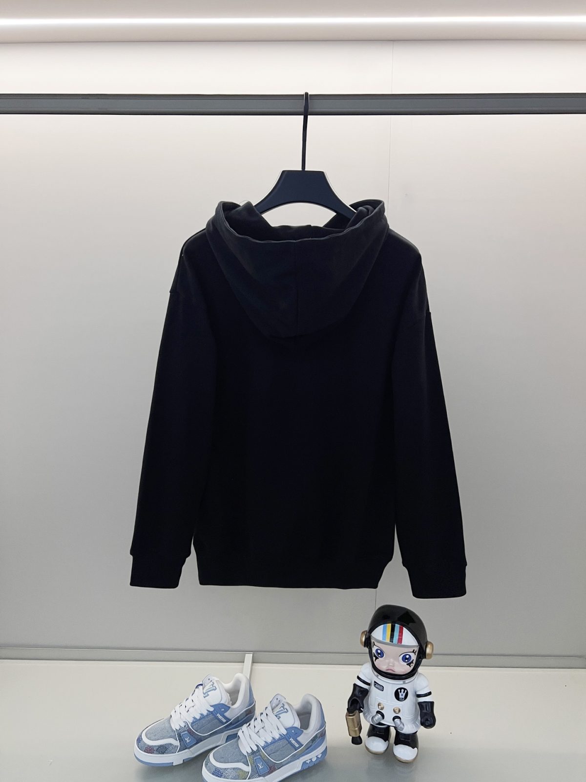 Fendi Unisex Sweatshirt Size S-XL - Image 6