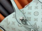 Louis Vuitton Blossom Women Handbag 20*20*12.5cm - Image 7