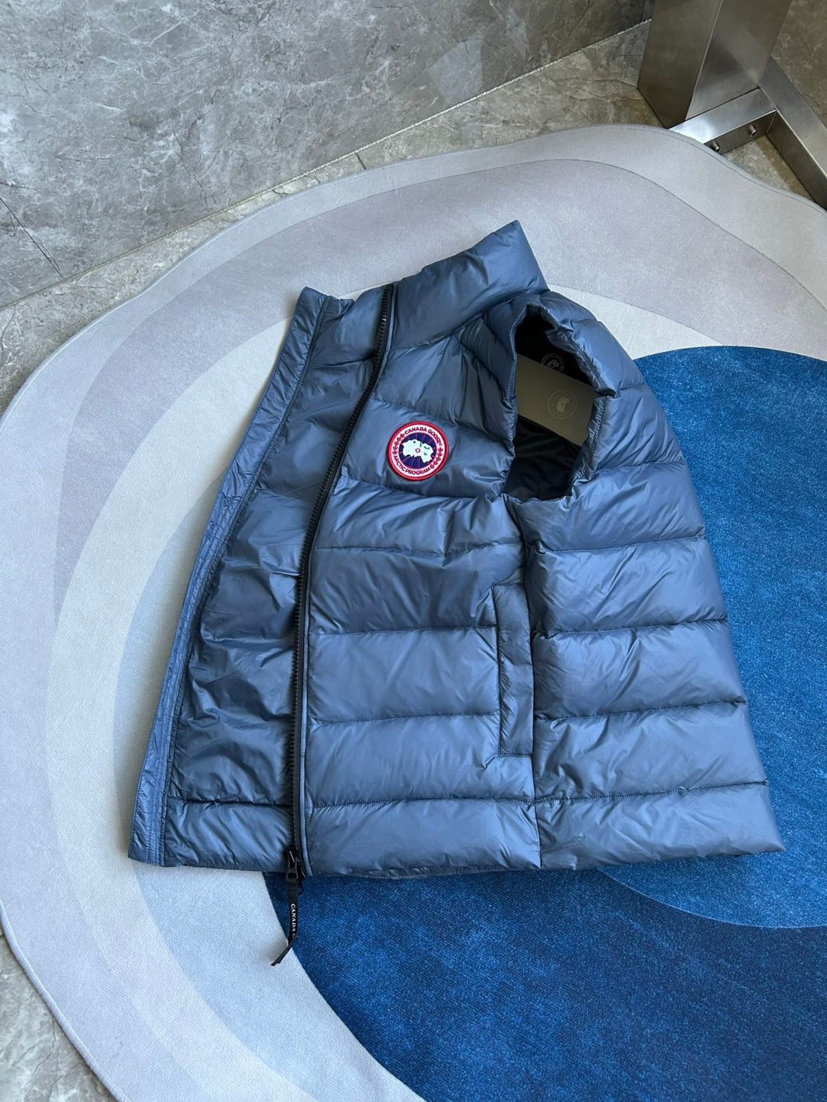 Canada Goose E2229 Crofton Vest-WD Men Winter Vest Size S-XXL - Image 5