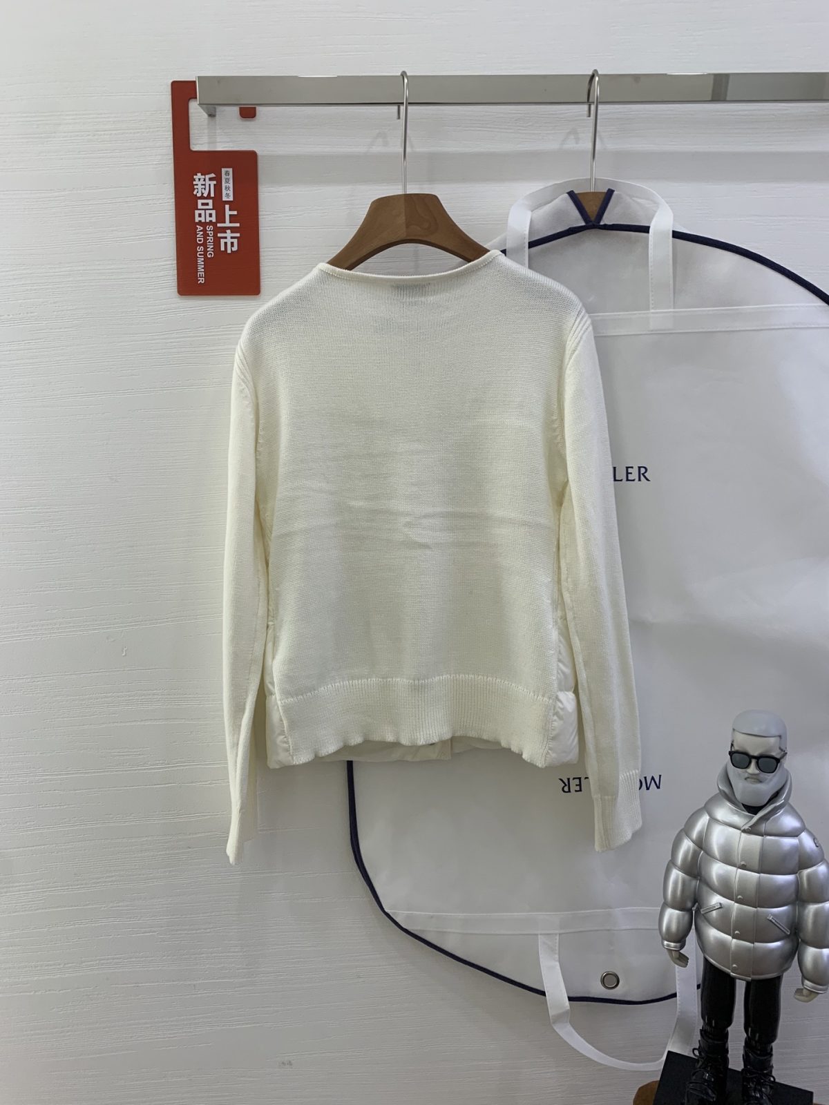 Moncler 25SS Women Down Jacket Size S-XL - Image 4