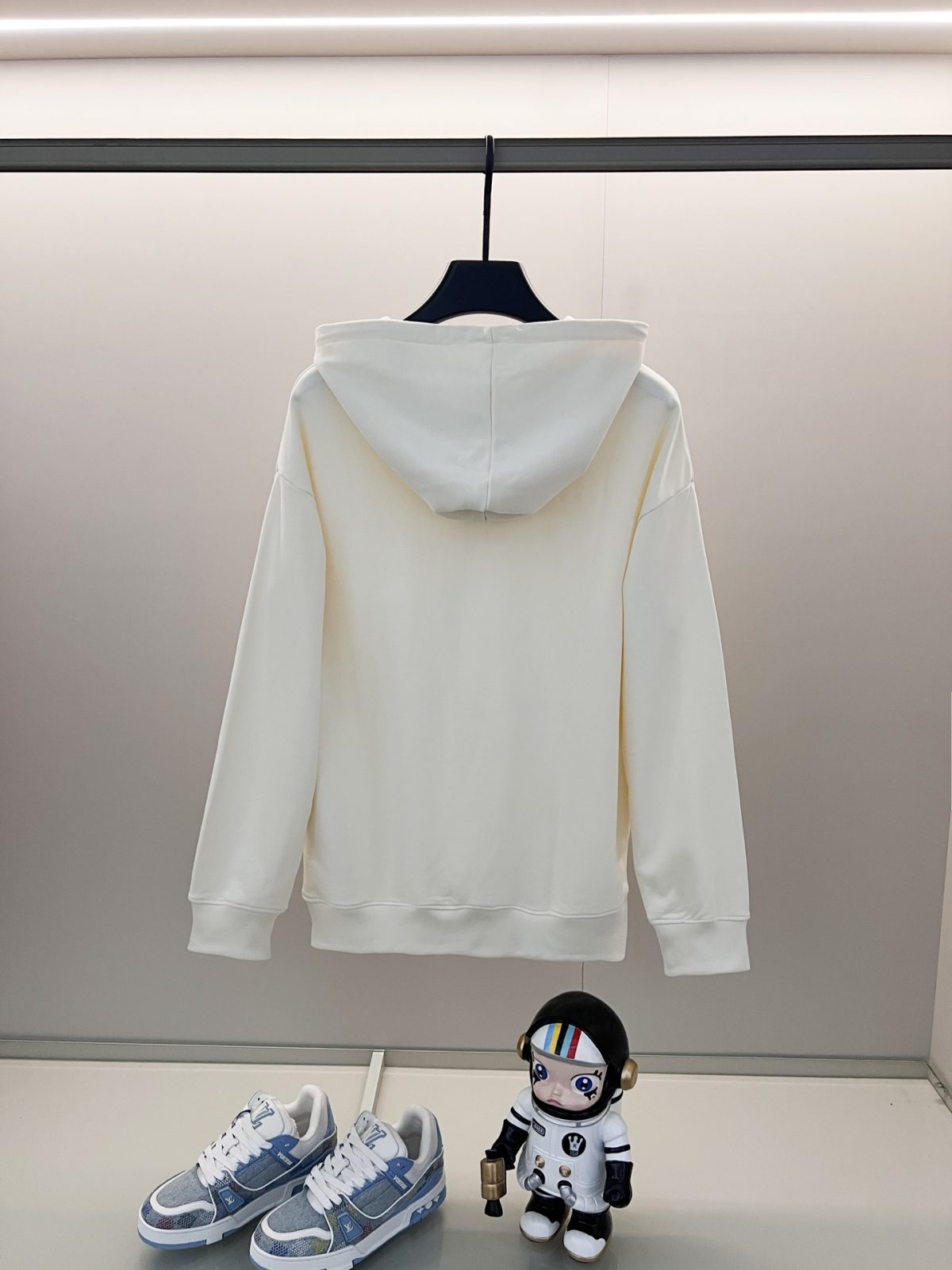 Burberry Unisex Sweatshirt Size S-XL - Image 10