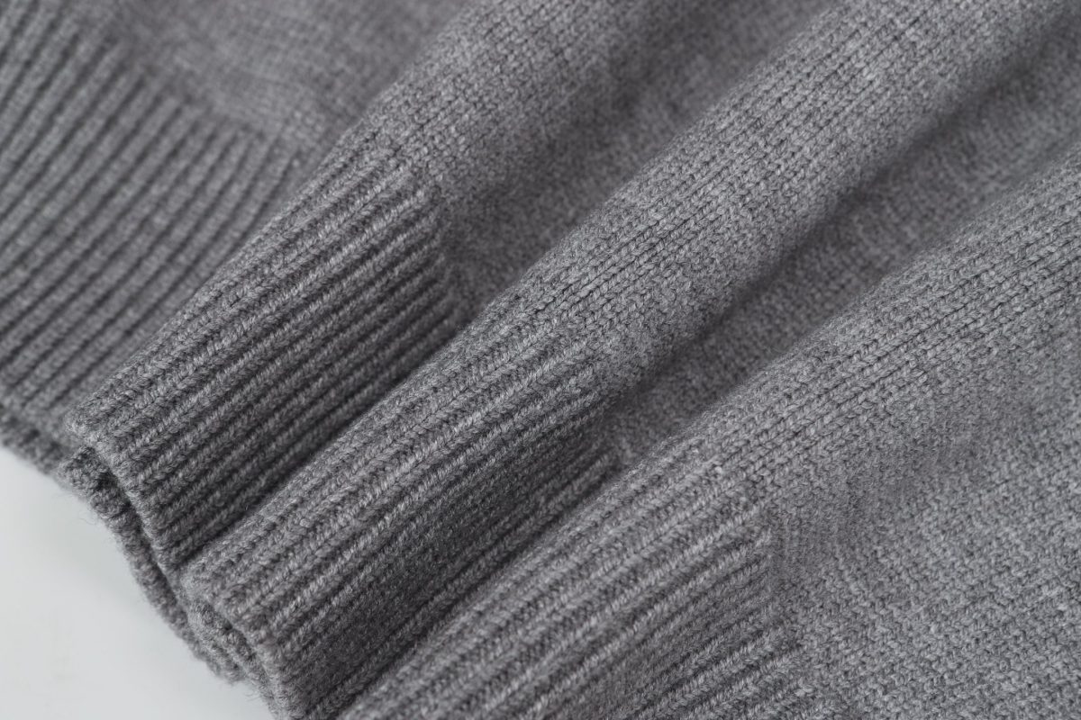 Burberry Unisex Sweatshirt Size S-L - Image 8