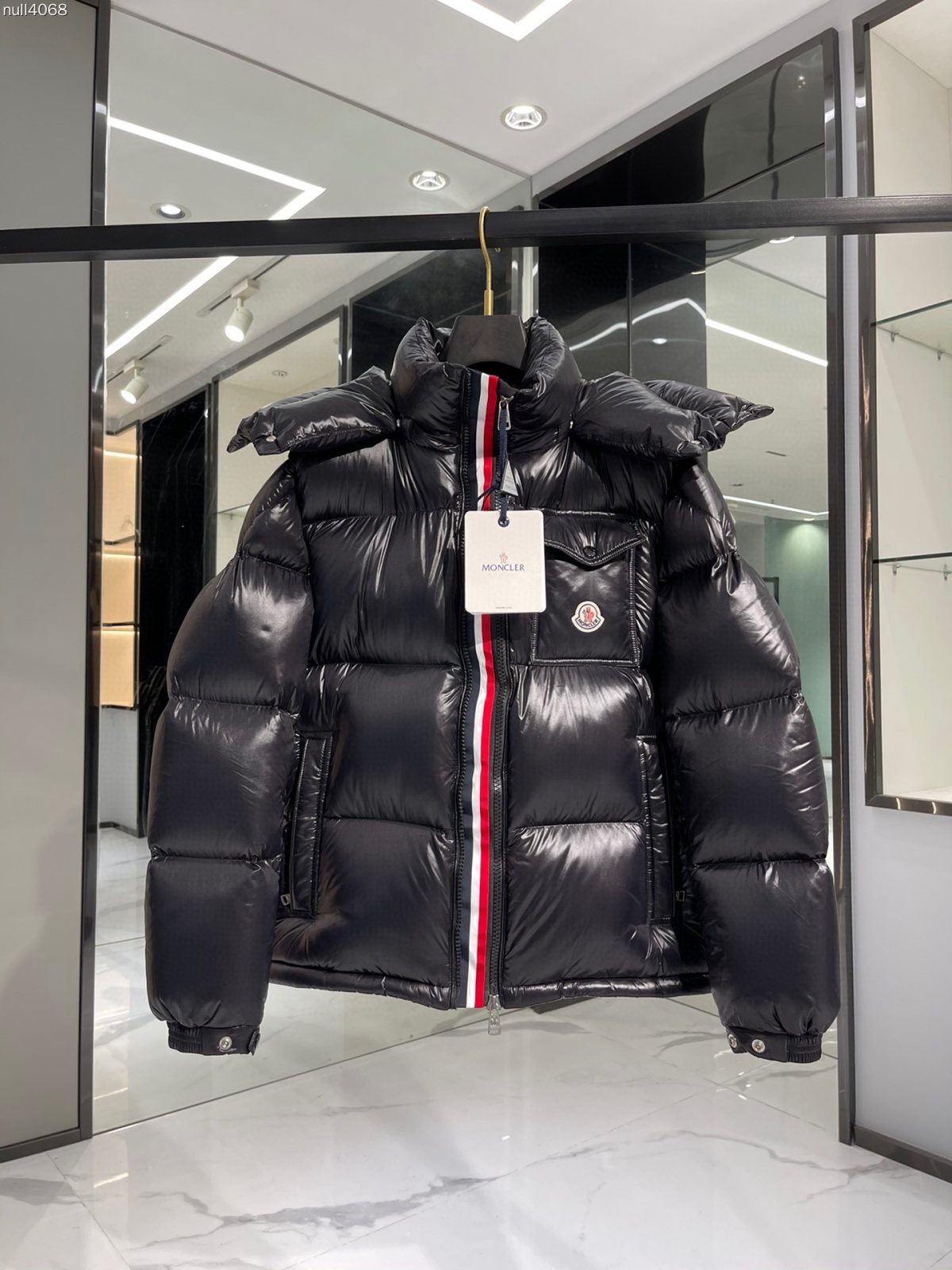 Moncler Classics Winter Jacket Size S-2XL - Image 1