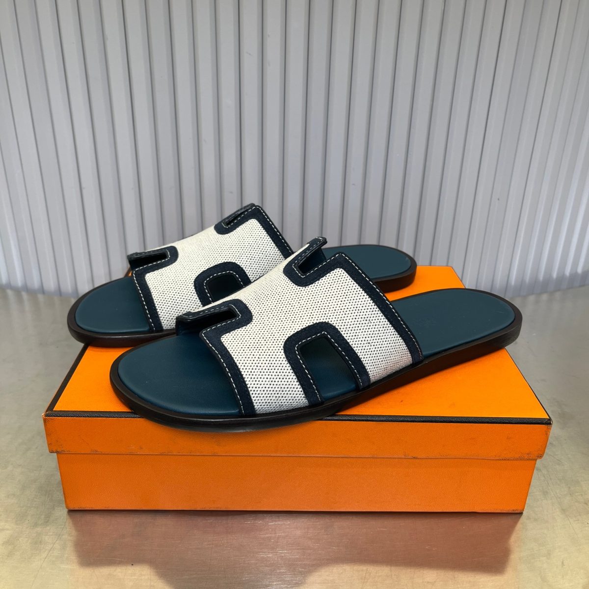 Hermes lzmir Sandals Size 40-45 - Image 1