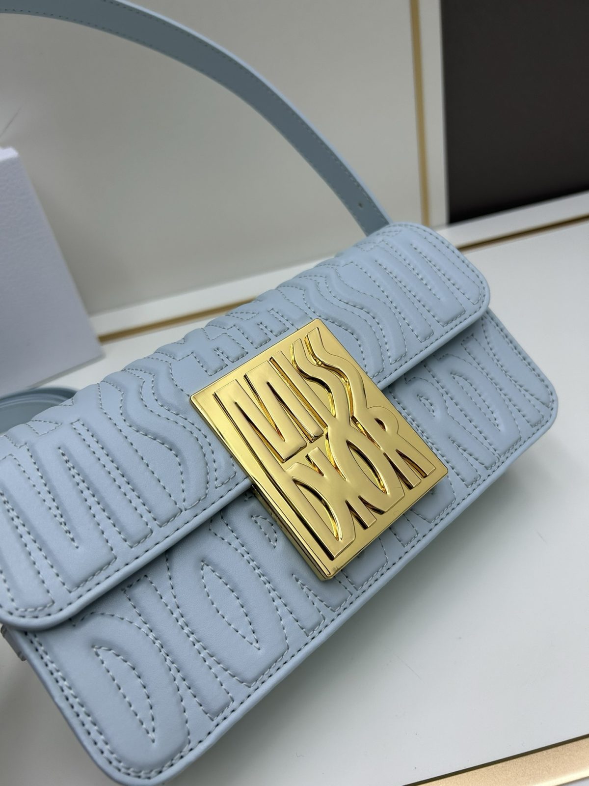 Dior Miss New Women Shoulder Bags Size 18*6.5*11cm - Image 4