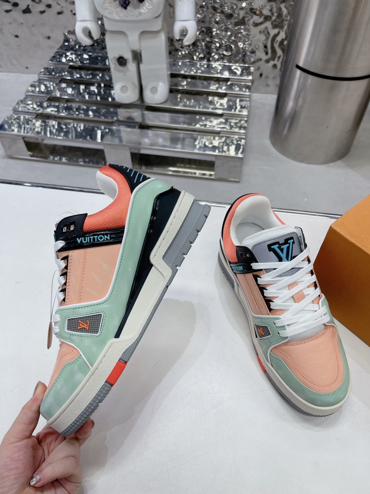 Louis Vuitton Trainer Sneaker size 35-46 - Image 3