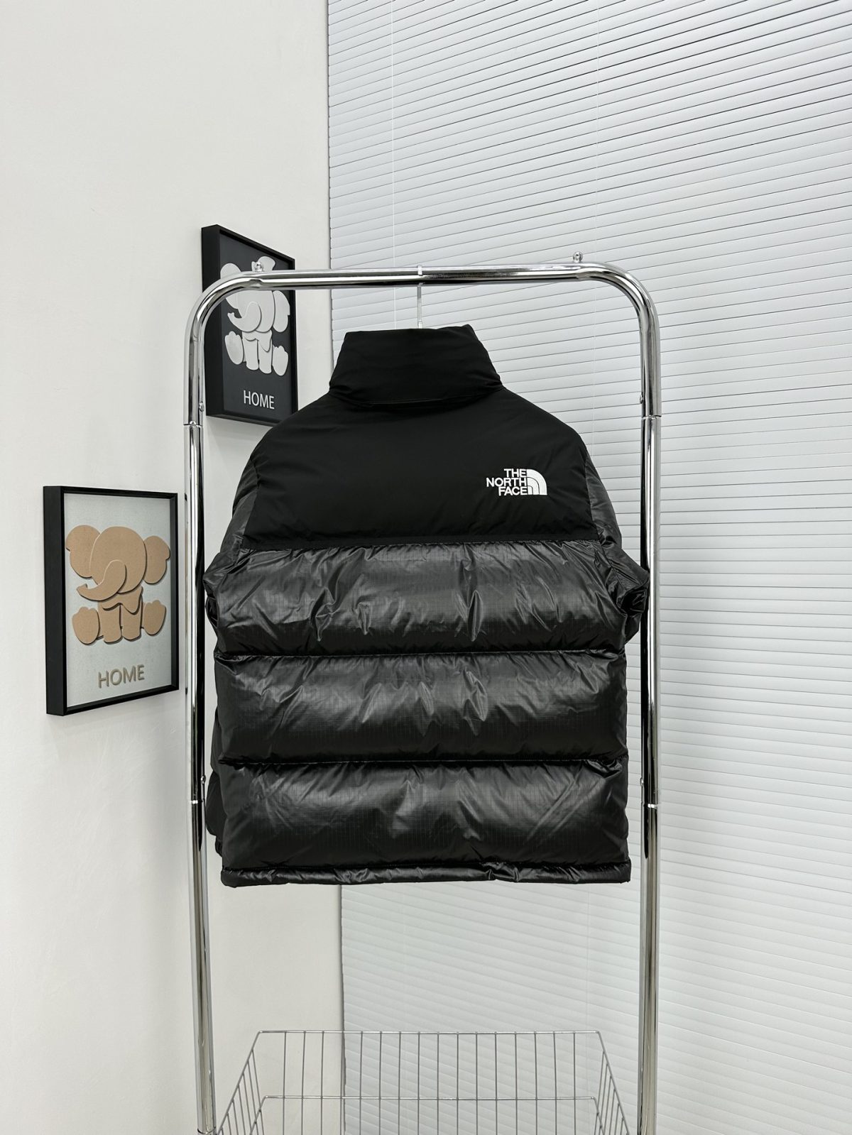 The North Face 1996 Men Women Winter Jacket XS-XXL - Image 3