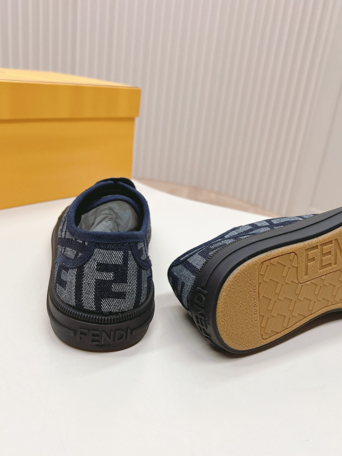 Fendi 2024ss New arrival Sneaker Size 36-40 - Image 9