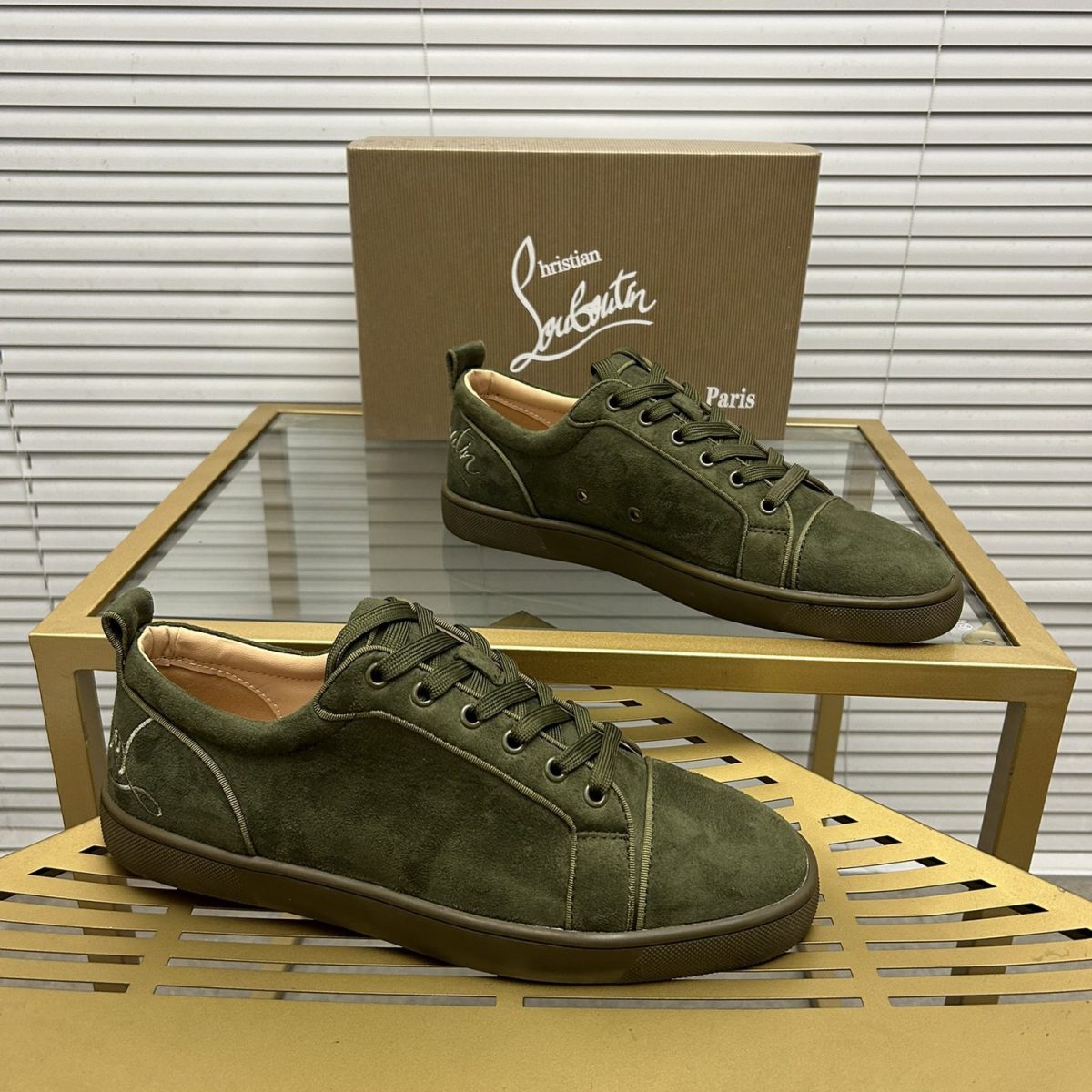 Christian Louboutin Sneaker Size 36-46 - Image 1