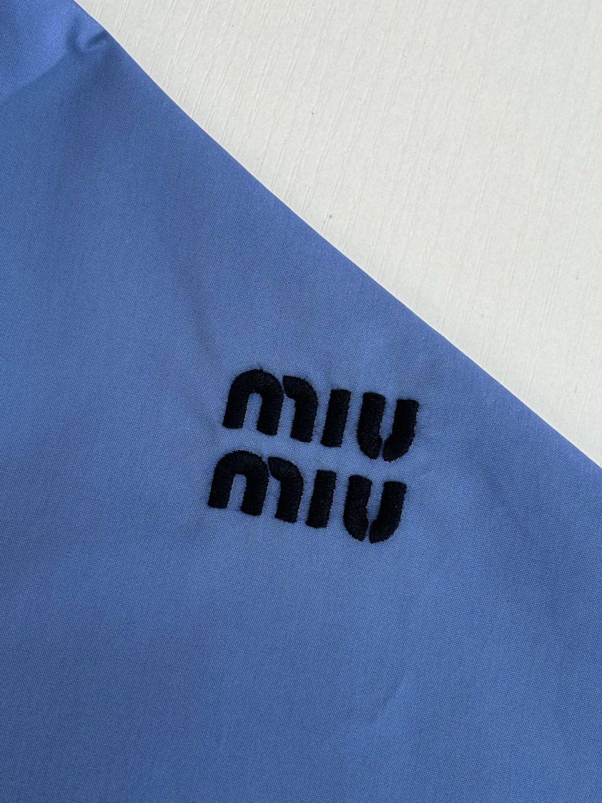 MiuMiu Unisex Shirt Size S-XL - Image 6