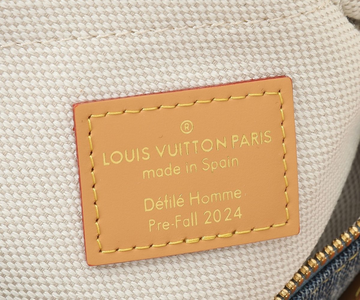 Louis Vuitton N40706 Chess Messenger Shoulder Bags Size 24*24*8cm - Image 10