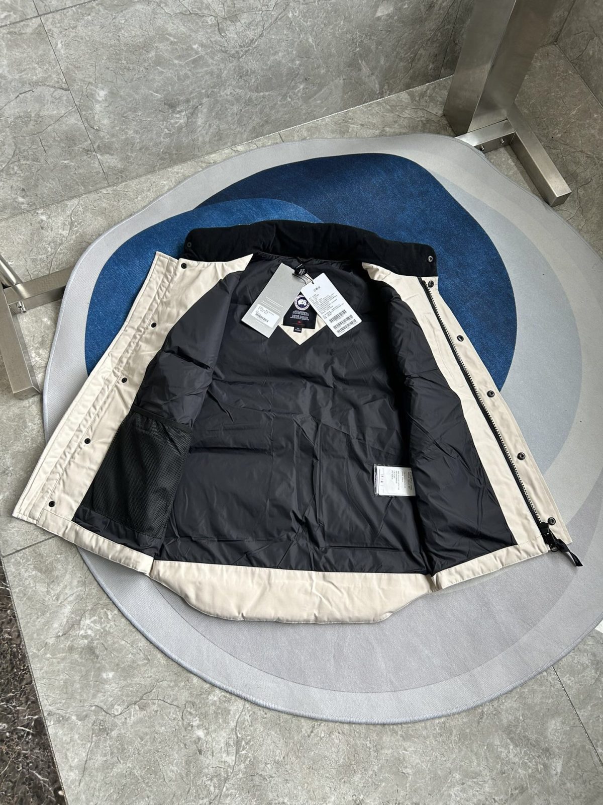 Canada Goose E20 Freestyle Vest-WD Men Winter Vest Size S-XXL - Image 4