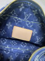 Louis Vuitton Monogram Eclipse Reverse Keepall 25 Travel Bags Size 25*15*11cm - Image 8