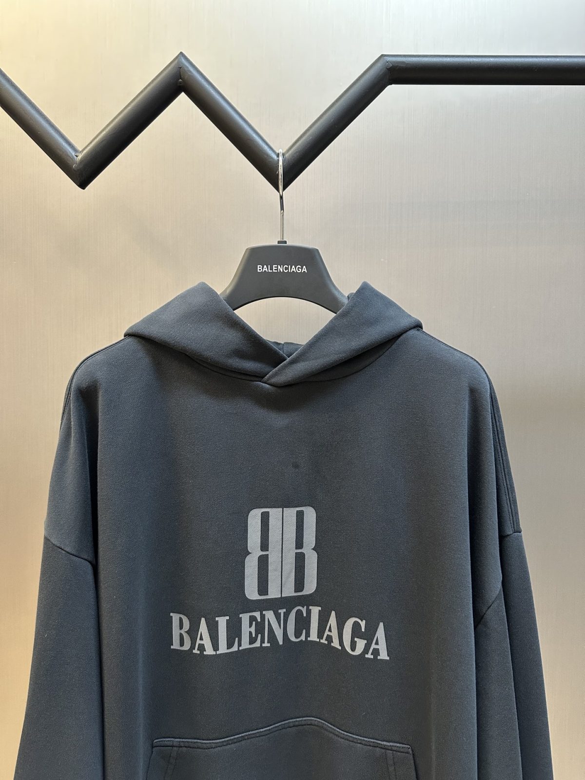 Balenciaga Printed hooded sweatshirt Size S-XL - Image 3