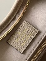 Louis Vuitton M46277 CarryAll Women Bags Size 29*24*12cm - Image 9