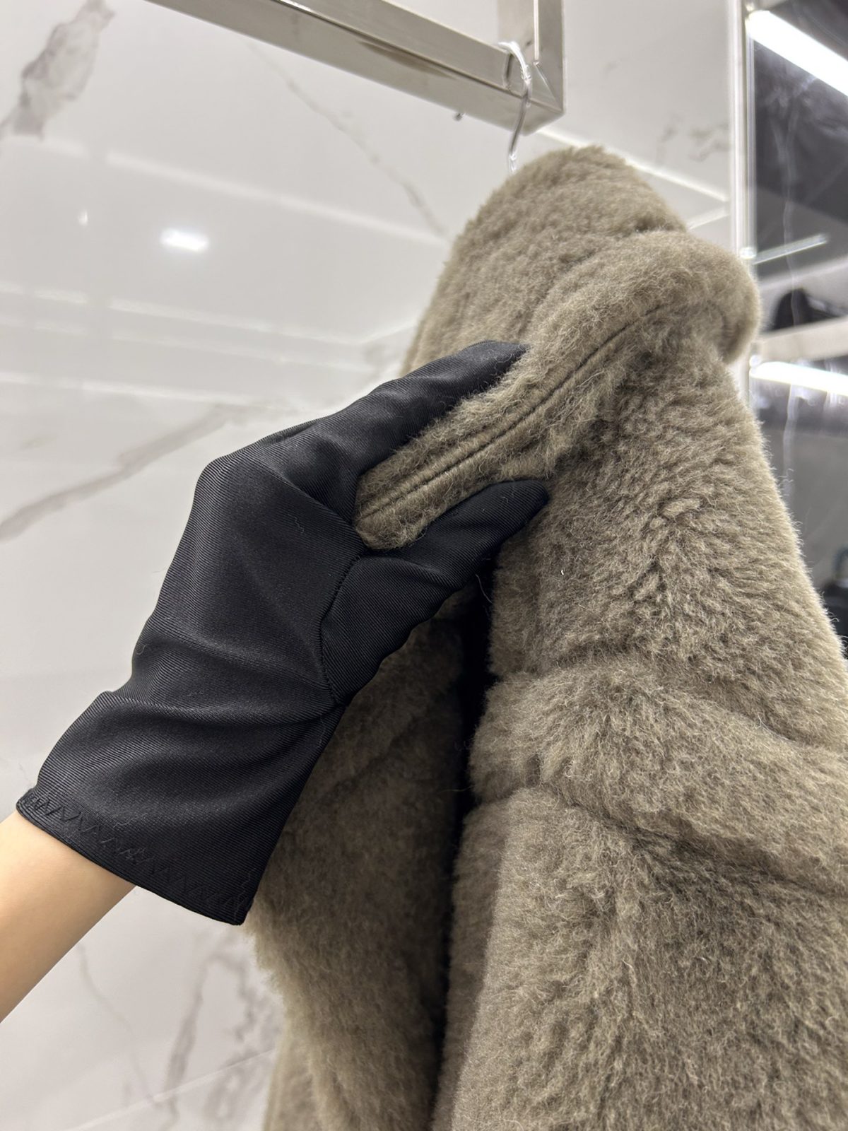 Max Mara Teddy fur Short coat Size XS-M - Image 2