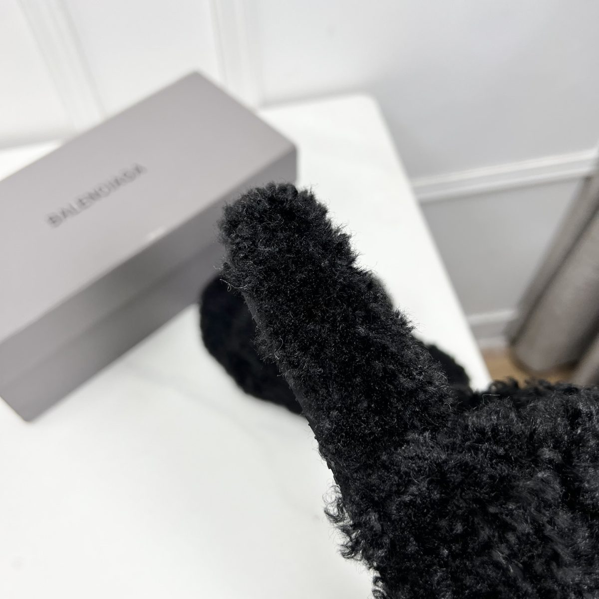 Balenciaga 23fw Women Winter Slippers Size 36-40 - Image 8