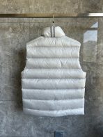Canada Goose E2229 Crofton Vest-WD Men Winter Vest Size S-XXL - Image 2