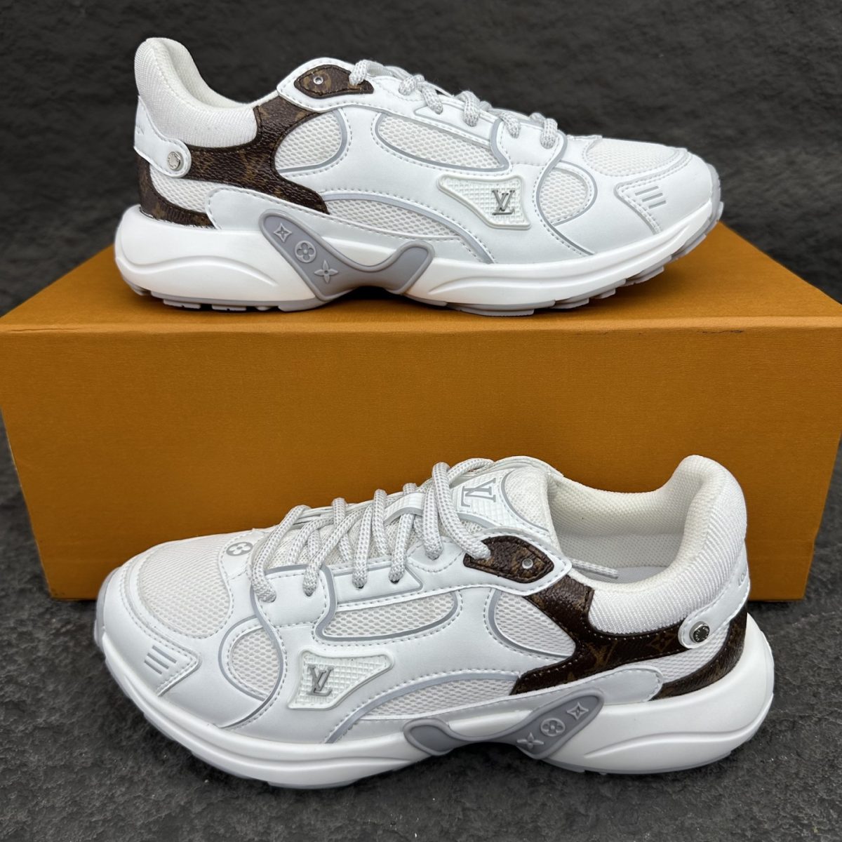 Louis Vuitton LV OLYMPIA Sneaker Size 36-46 - Image 1