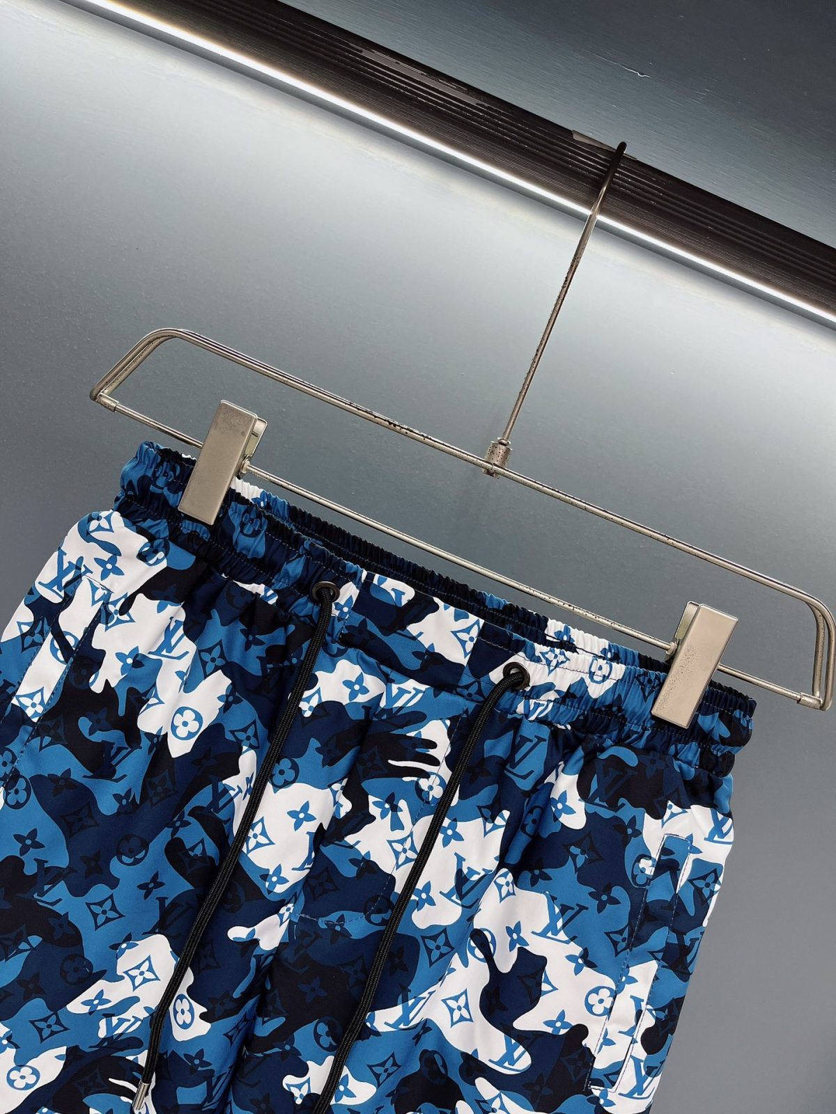 Louis Vuitton Beach Pants Size M-XXXL - Image 5