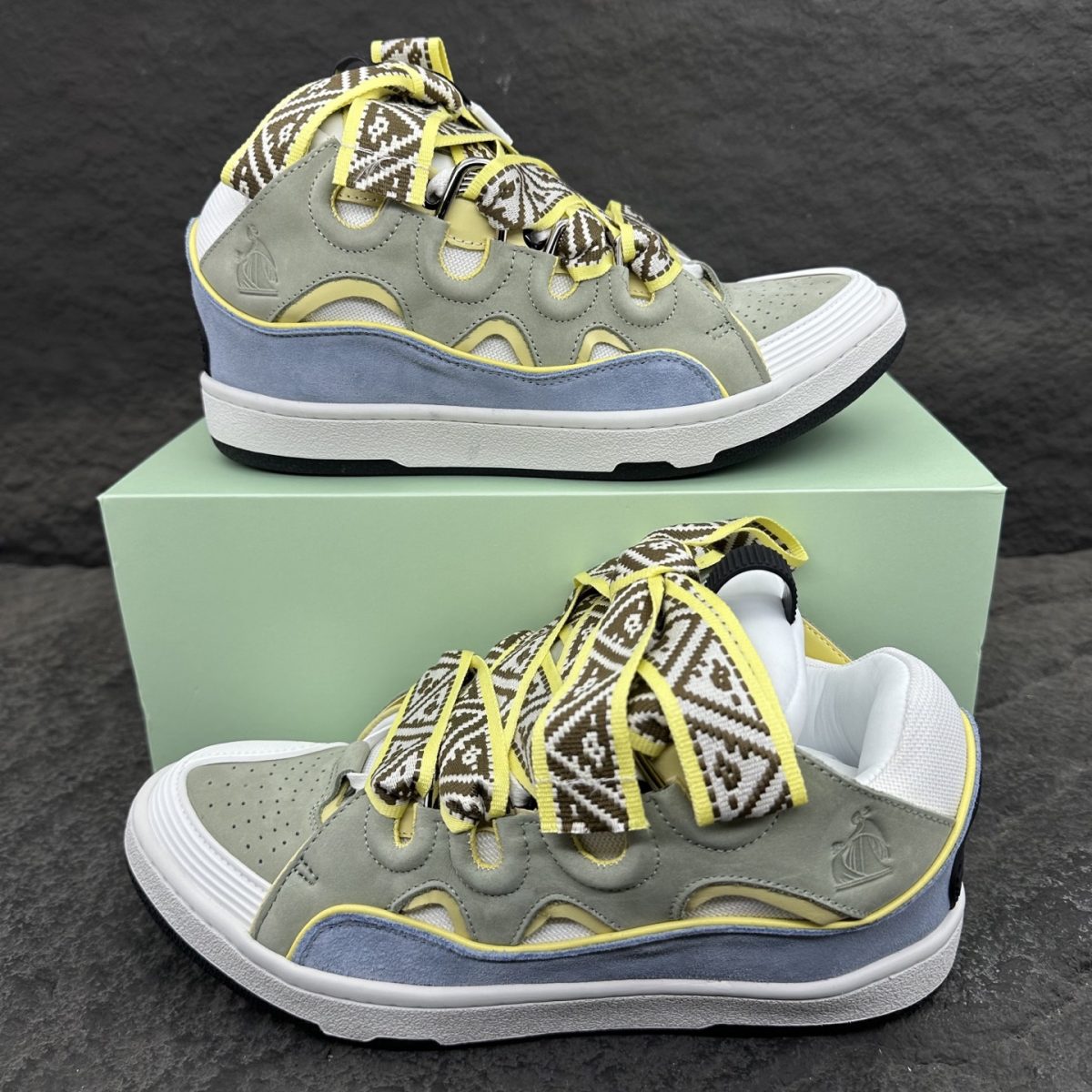 Lanvin Curb Sneaker Size 36-46 - Image 1