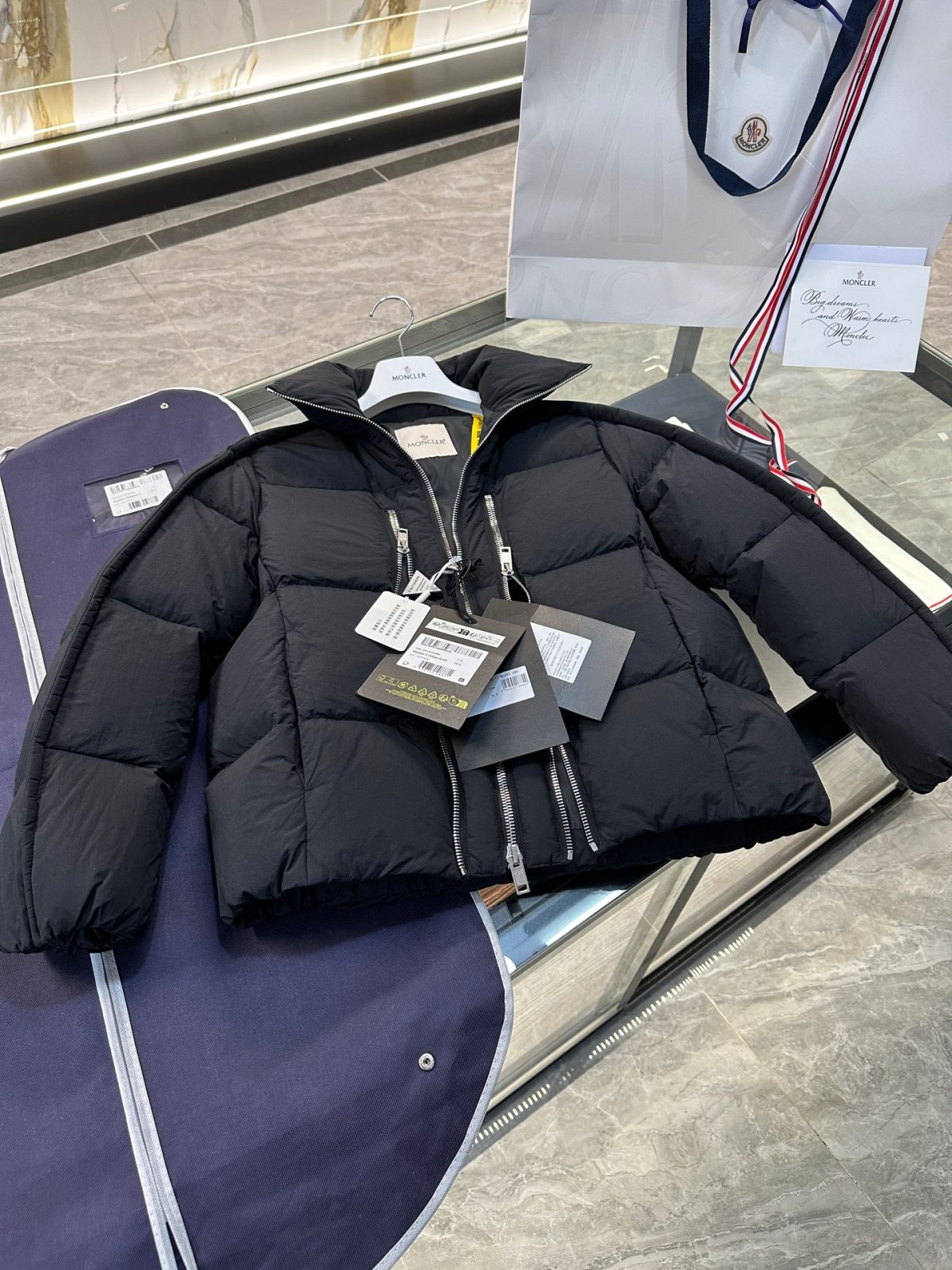 Moncler x Willow Smith YAEL Women Down Jacket Size S-L - Image 5