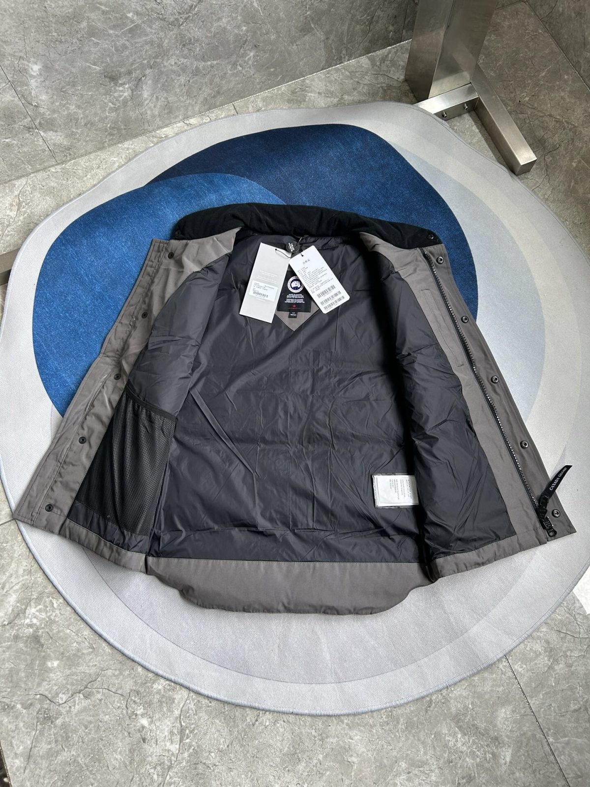 Canada Goose E20 Freestyle Vest-WD Men Winter Vest Size S-XXL - Image 4