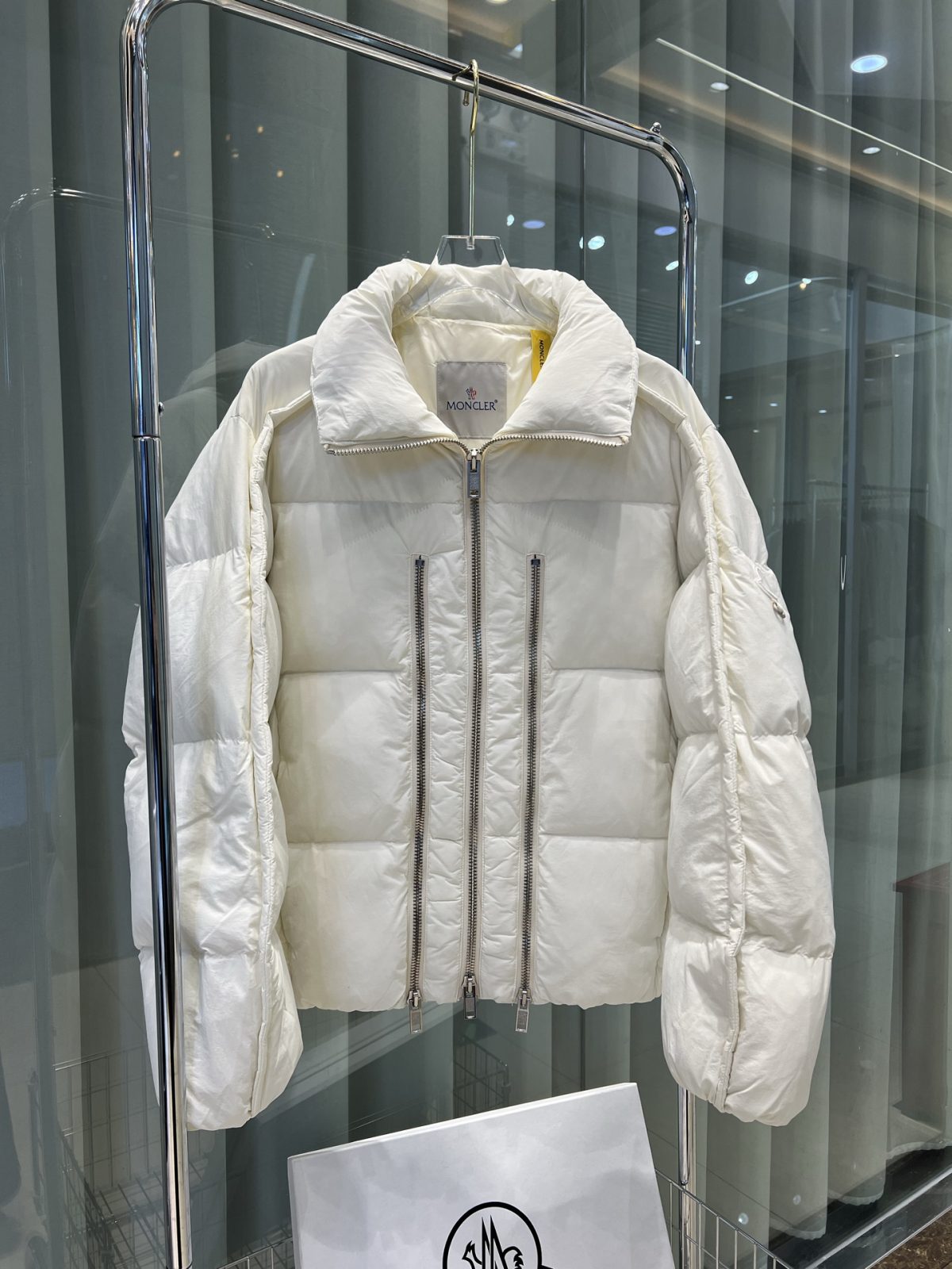 Moncler X Willow Smith Down Jacket Size S-XL - Image 9