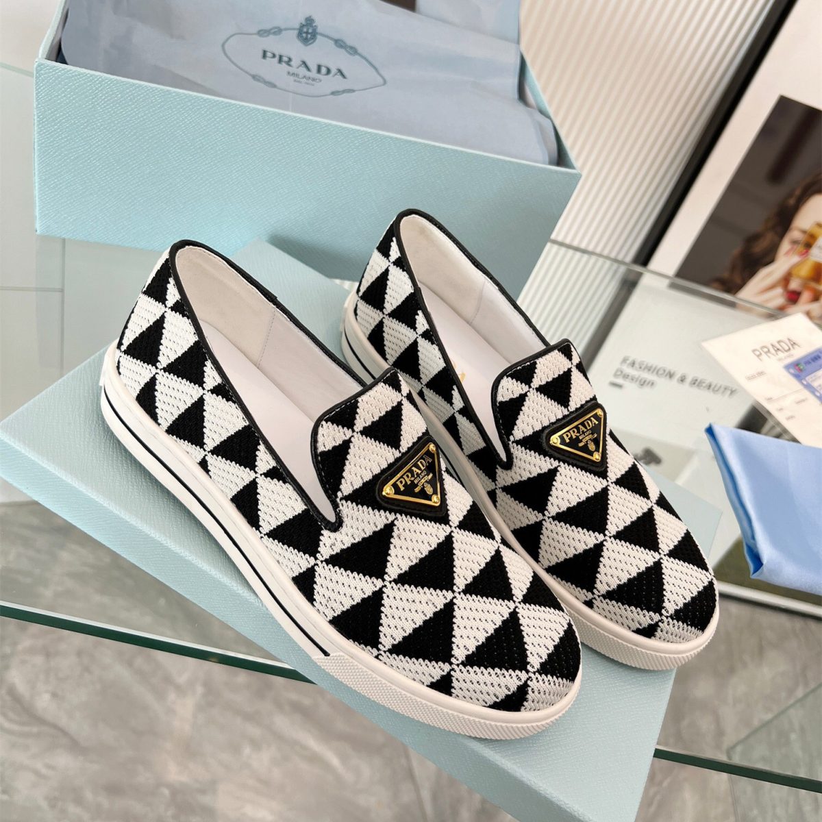 Prada 2024 Women Embroidered fabric slip-on Shoes Loafers Size 36-41 - Image 1