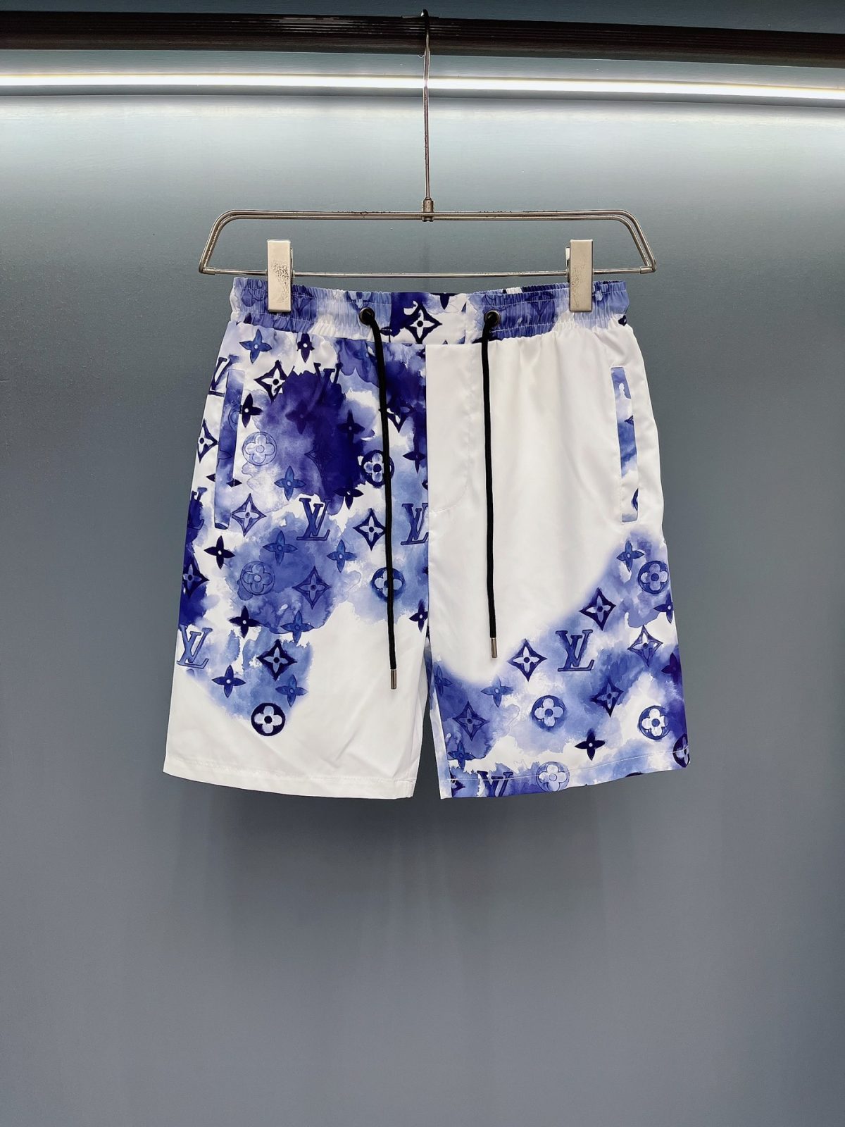 Louis Vuitton Beach Pants Size M-XXXL - Image 1