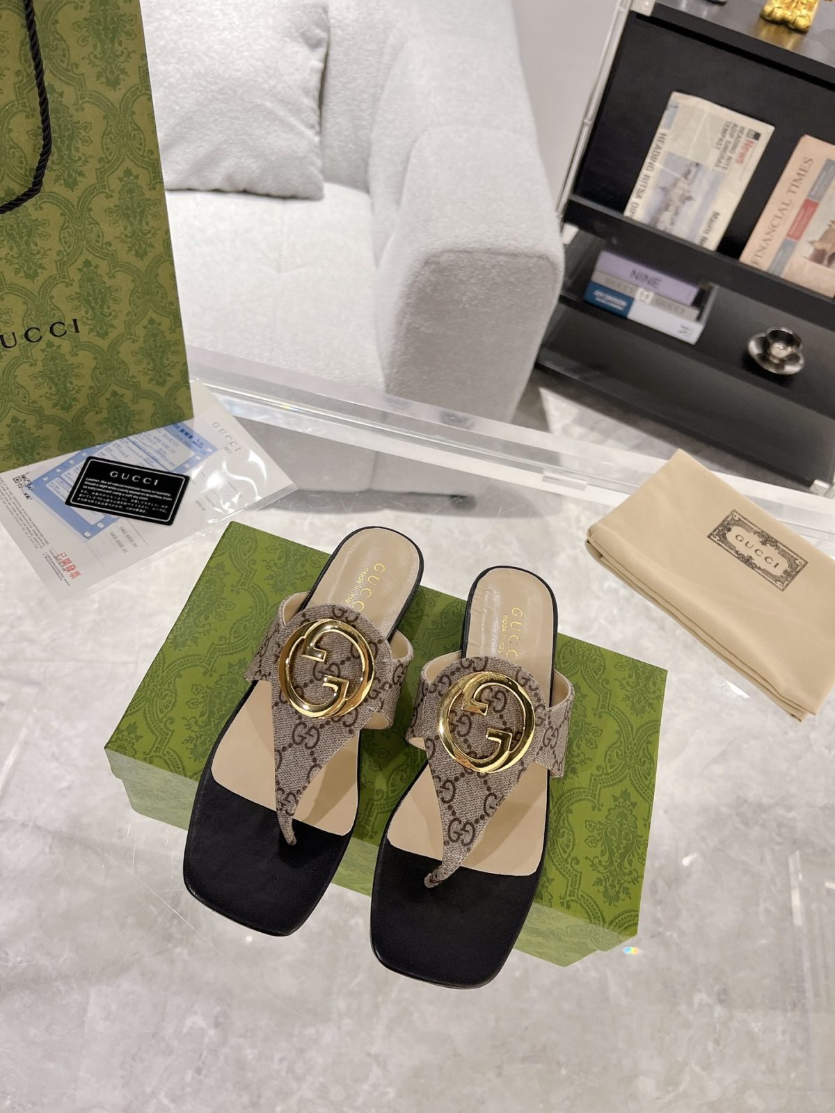 Gucci Blondie Slippers Size 36-40 - Image 2