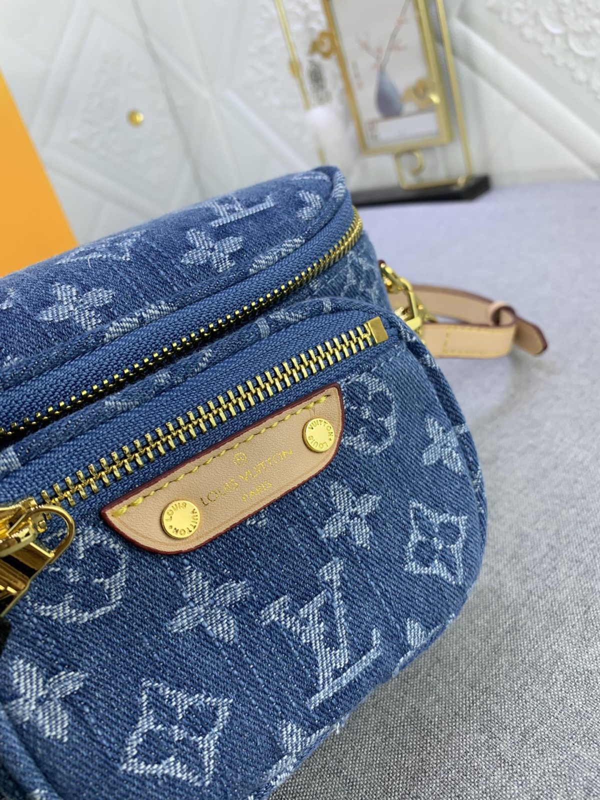 Louis Vuitton M82335 Mini Bumbag Shoulder Bags Size 17*12*9cm - Image 5